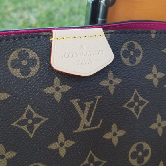 (LV SOLD) Beautiful Graceful PM BRAND NEW - Picture 7 of 16